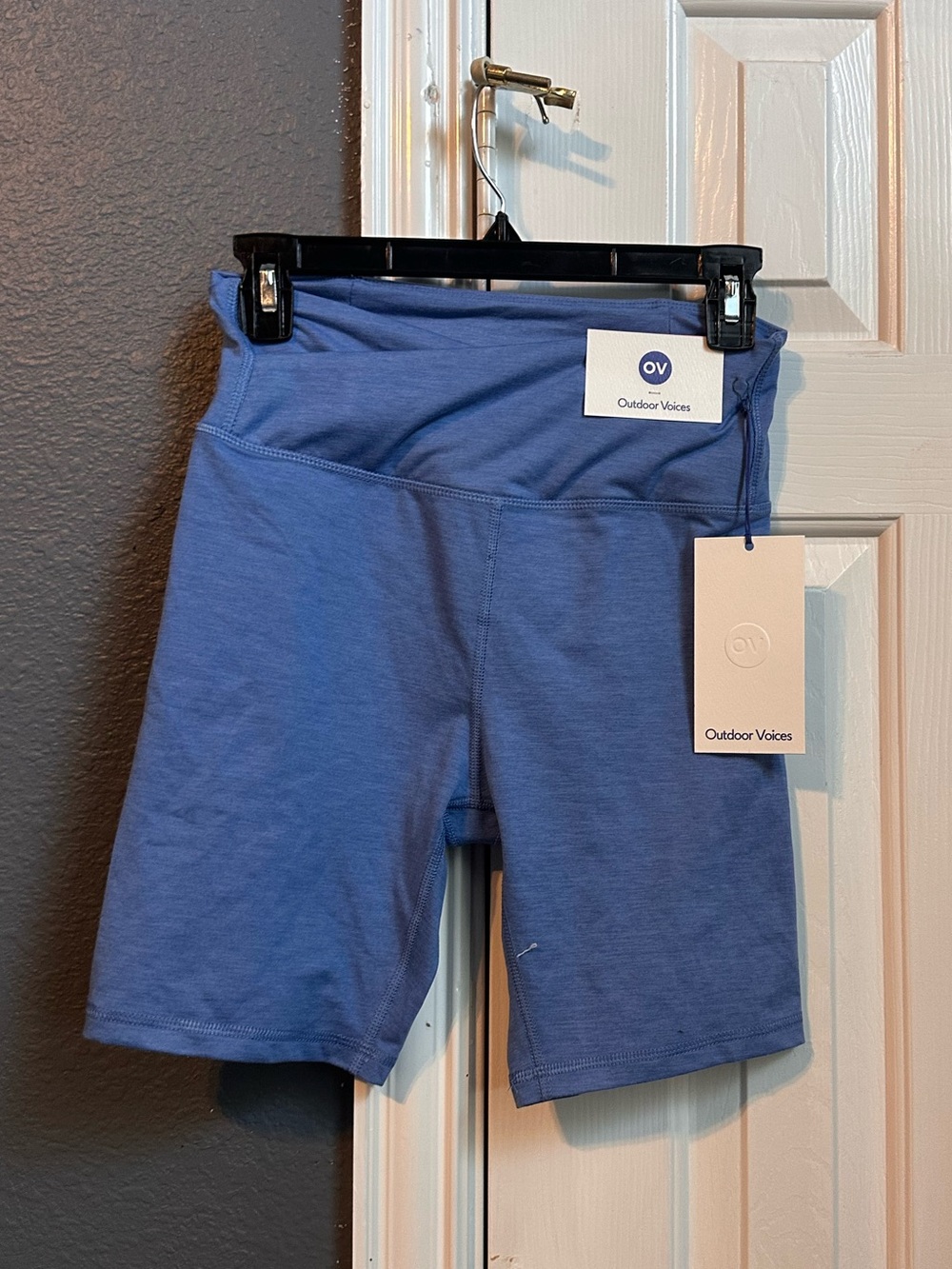 NWT Outdoor Voices Women's CloudKnit Bike Short Blue size Small